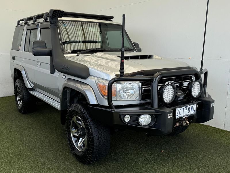 2018 Toyota Landcruiser GXL Manual 4x4 Photo 1