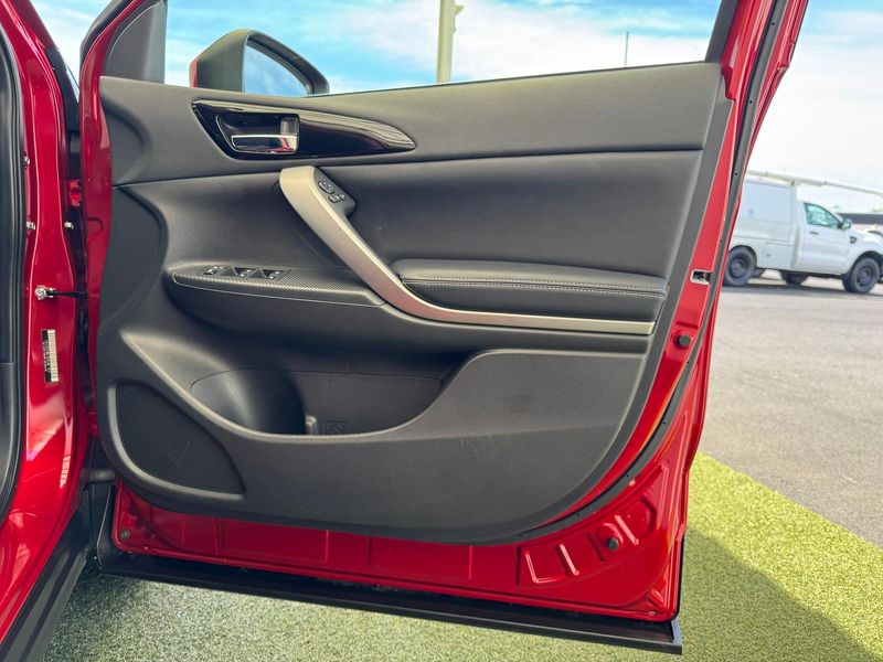 2024 Mitsubishi Eclipse Cross PHEV Exceed YB Auto AWD MY24 Photo 20