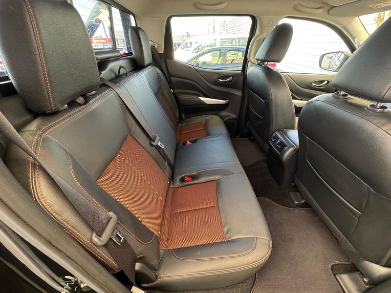 2020 Nissan Navara N-TREK D23 Series 4 Manual 4x4 Dual Cab Photo 16