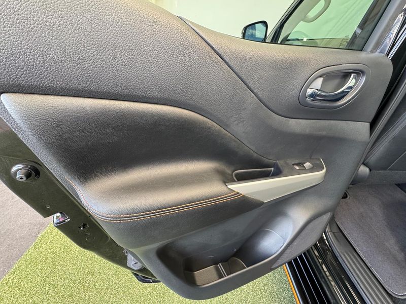 2020 Nissan Navara N-TREK D23 Series 4 Manual 4x4 Dual Cab Photo 21