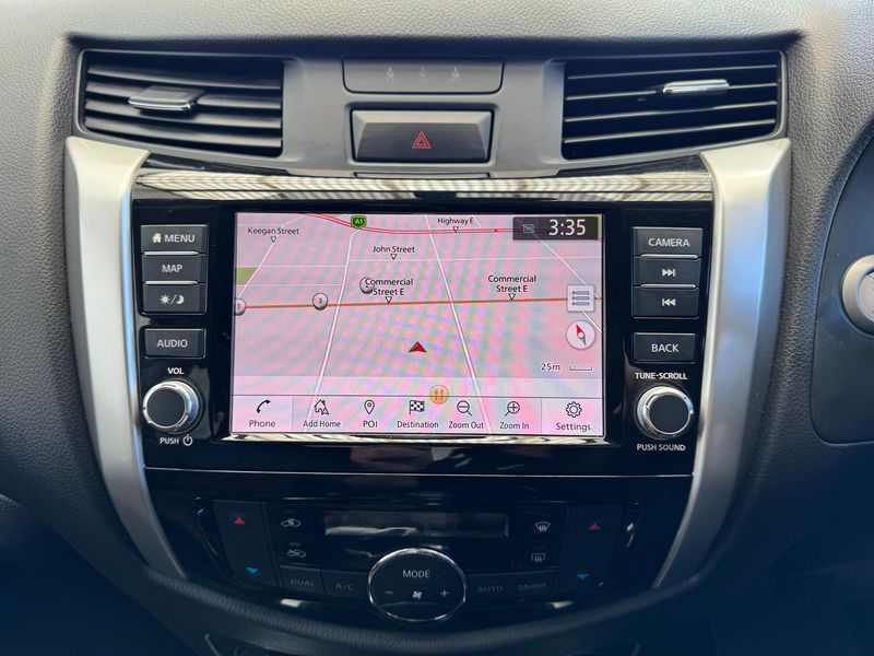 2020 Nissan Navara N-TREK D23 Series 4 Manual 4x4 Dual Cab Photo 5