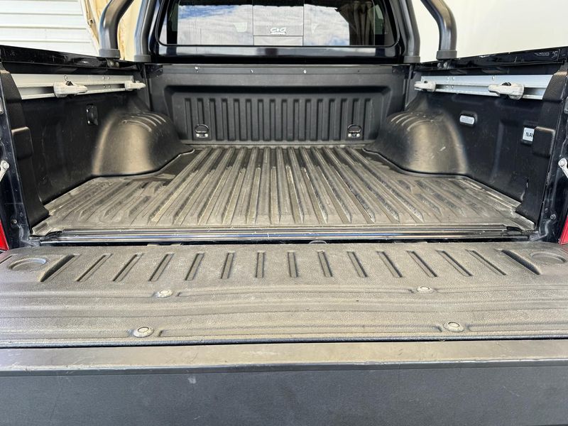 2020 Nissan Navara N-TREK D23 Series 4 Manual 4x4 Dual Cab Photo 18