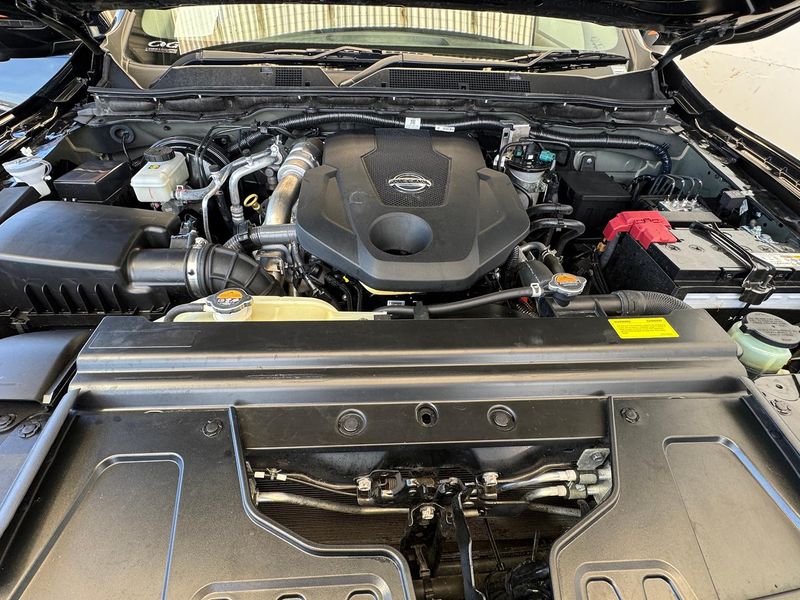 2020 Nissan Navara N-TREK D23 Series 4 Manual 4x4 Dual Cab Photo 13