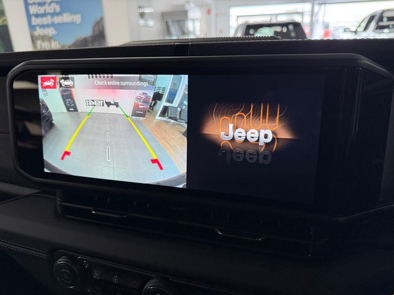 2025 Jeep Wrangler Unlimited Rubicon Auto 4x4 MY25 Photo 24