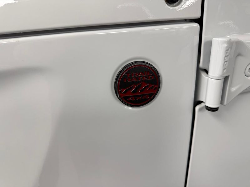 2025 Jeep Wrangler Unlimited Rubicon Auto 4x4 MY25 Photo 5