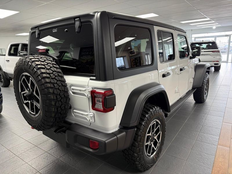 2025 Jeep Wrangler Unlimited Rubicon Auto 4x4 MY25 Photo 12